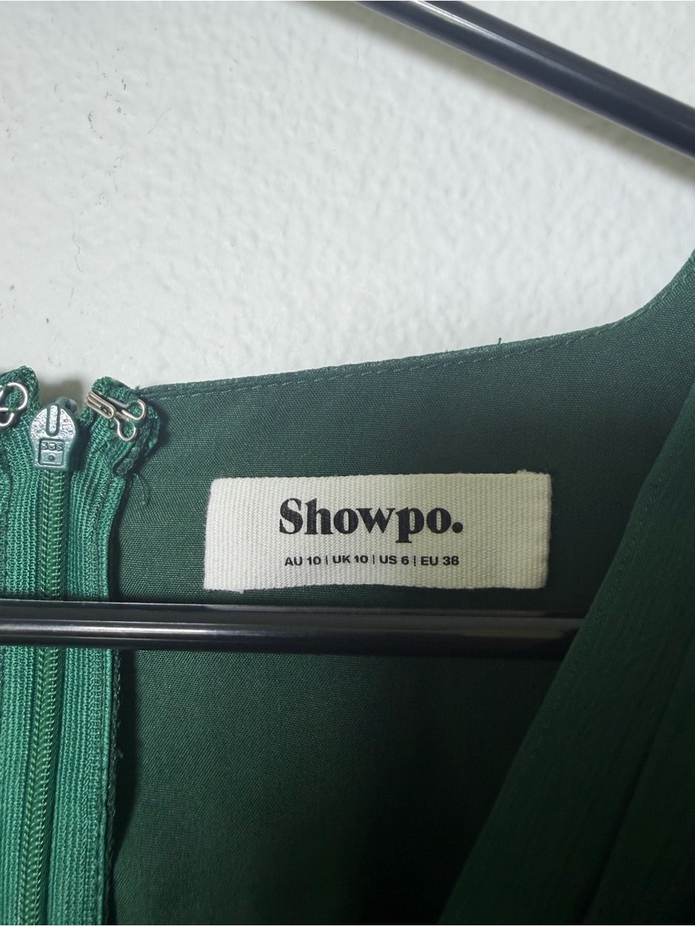 Showpo Green Sparkly High-Low Pleated Maxi Dress Wedding Guest Formal Size 6 - Picture 4 of 16